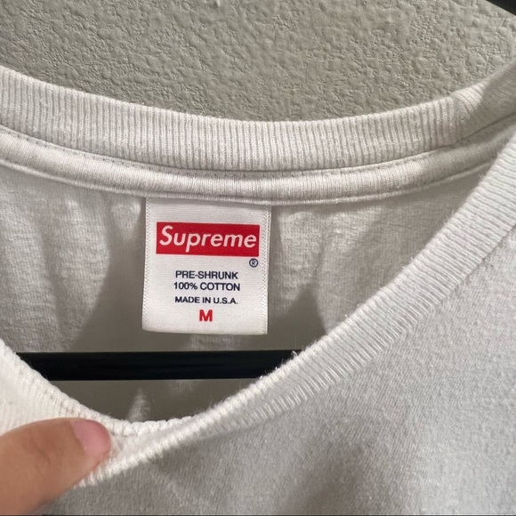 Supreme T shirt size M - Picture 3 of 3